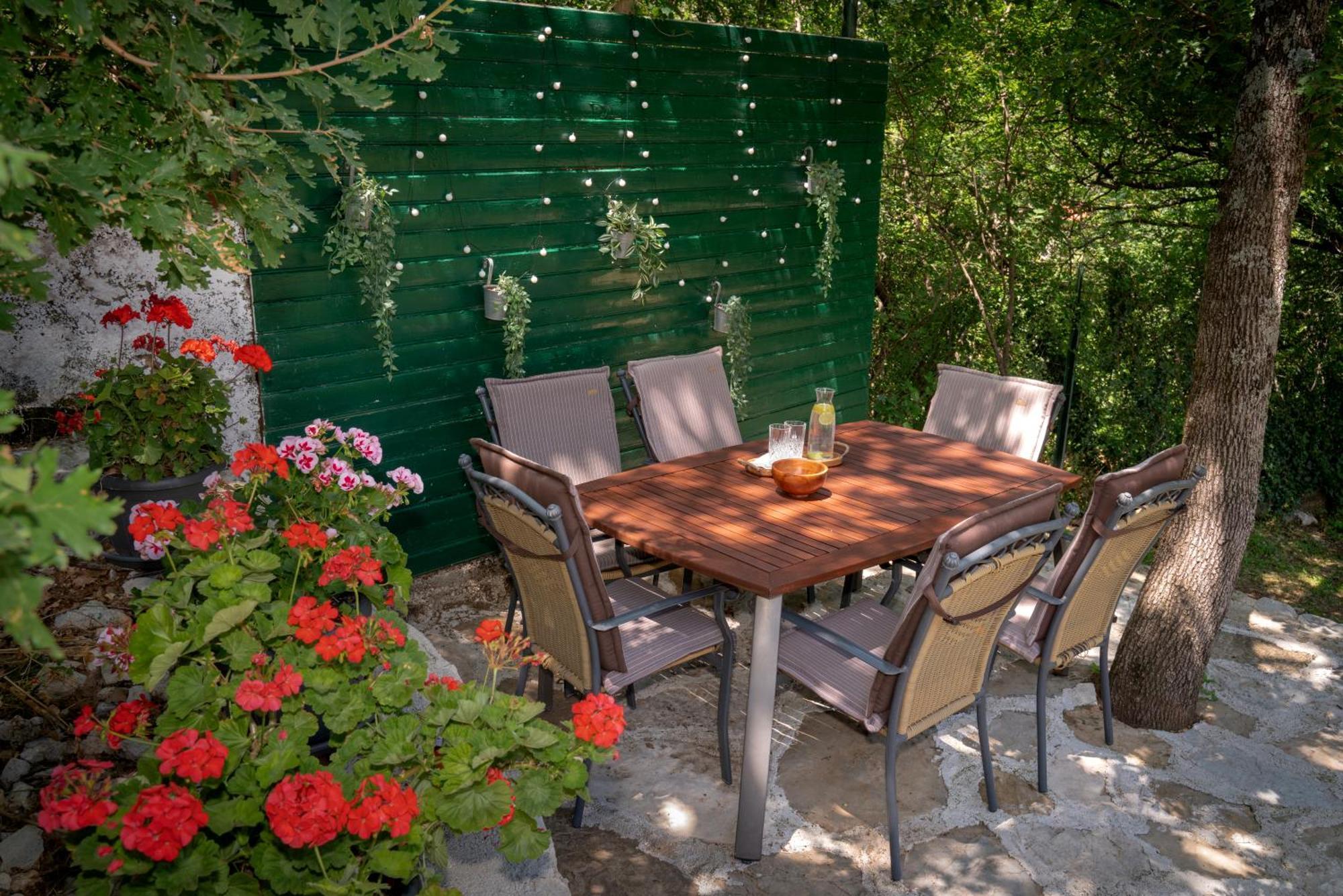 Apartments Srdanovic Omis Luaran gambar