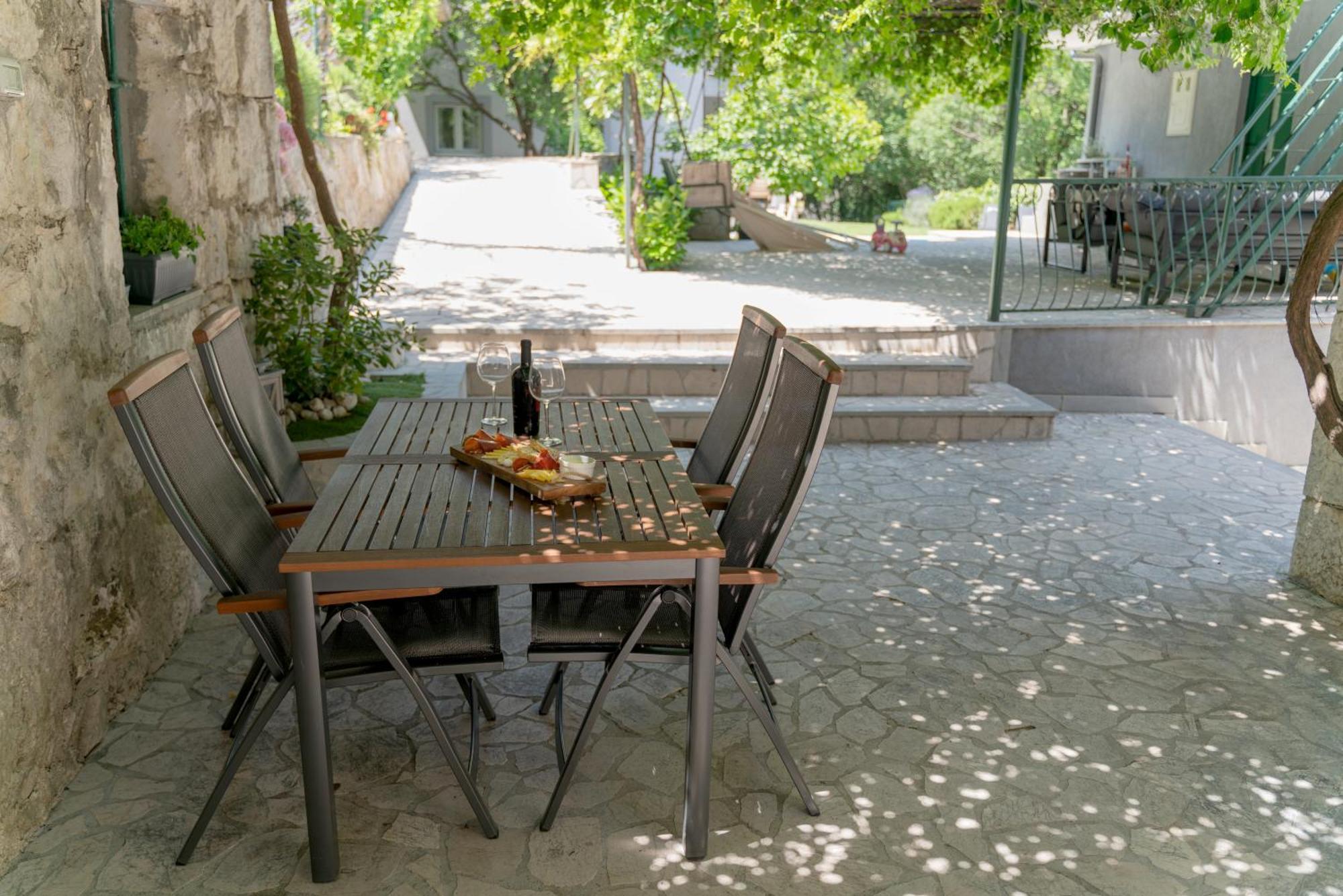 Apartments Srdanovic Omis Luaran gambar