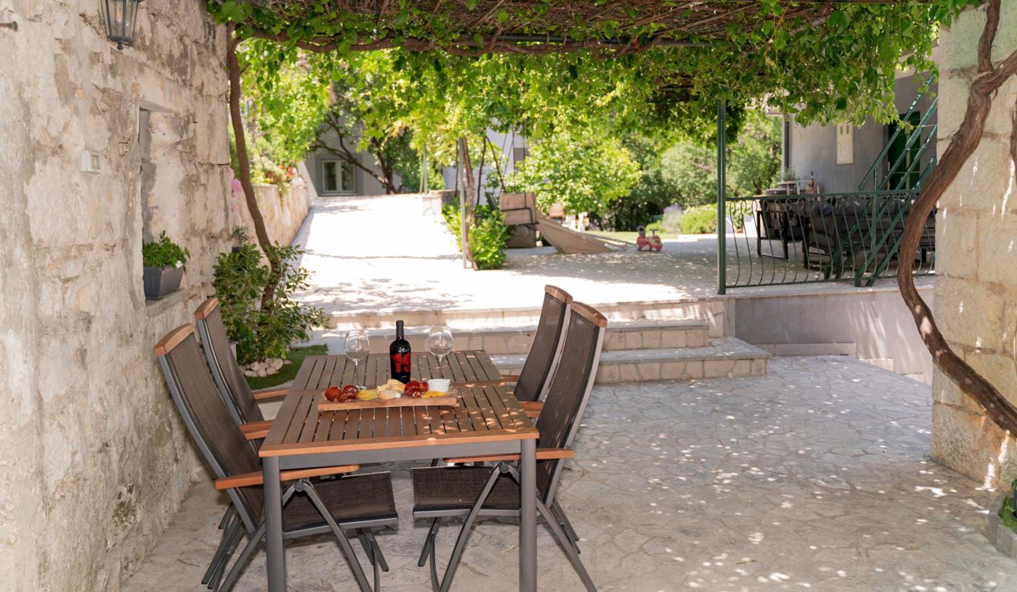 Apartments Srdanovic Omis Luaran gambar
